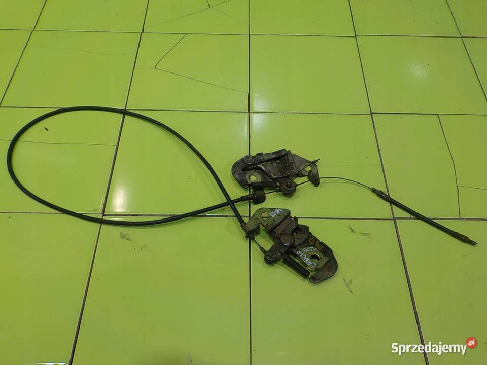 LANCIA BETA 20 B 83r COUPE 2D zamek maski Suków