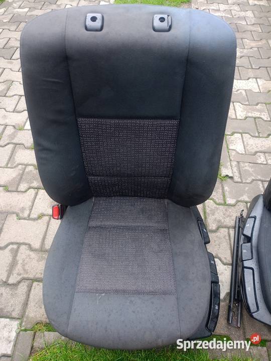Fotele kanapa BMW E46 Części Wnętrze BMW E46 Żywiec sprzedam