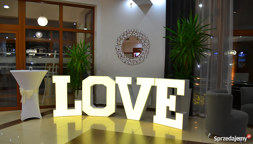 Napis LOVE Litery PodświetlaneŚwiecące Duże Led Usługi foto i video śląskie