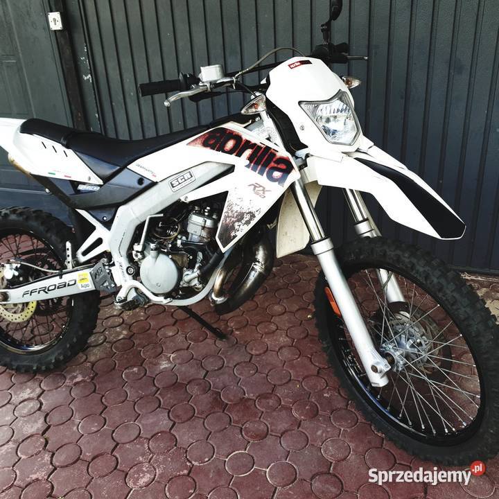 Aprilia rx 50 2012r derbi senda gilera smt Nowa Sarzyna sprzedam
