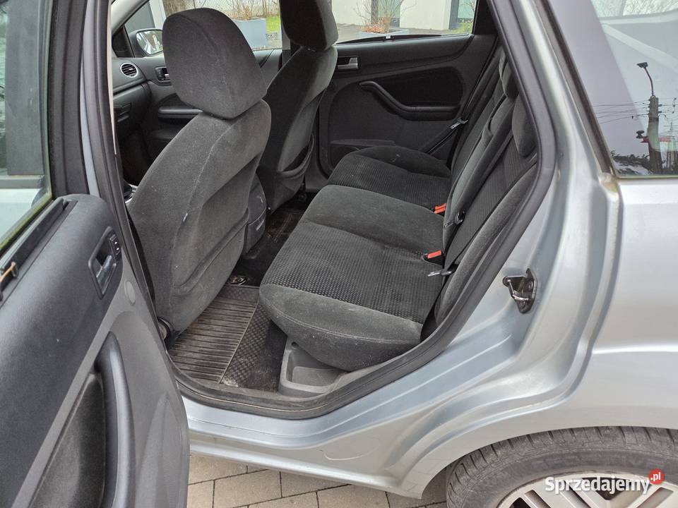 Ford Focus II Ghia 16 benzyna