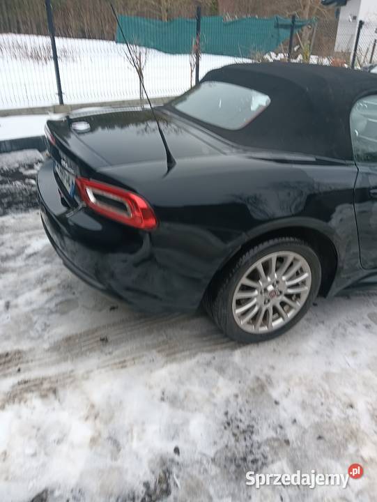 Fiat 124spider czarny świętokrzyskie Staszów
