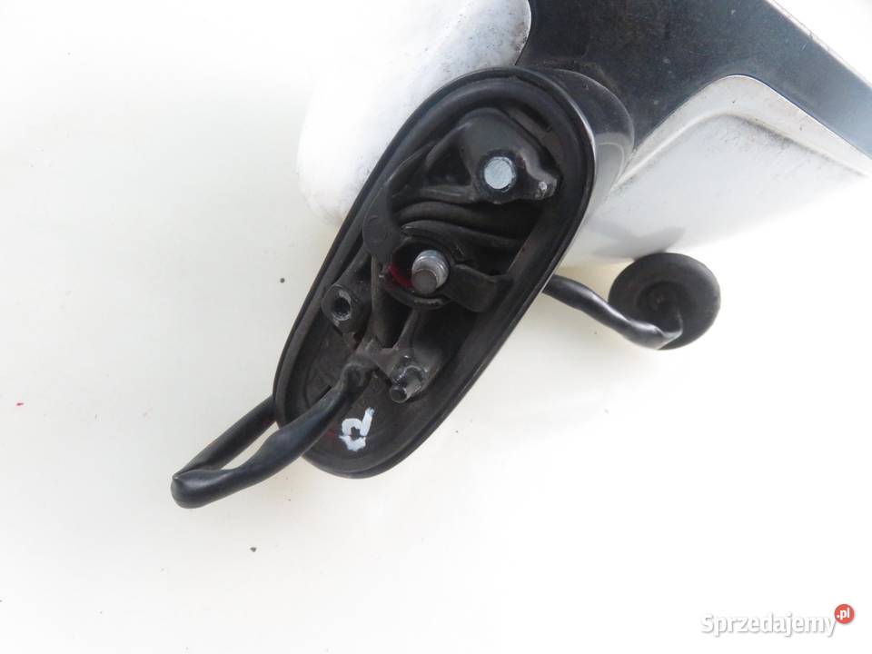 LUSTERKO PRAWE OPEL CORSA D