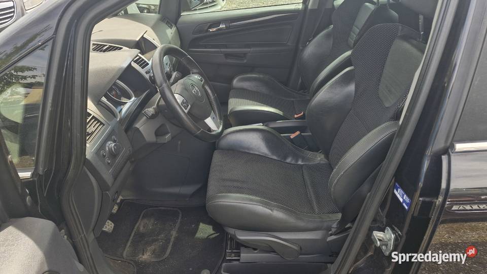 Opel Zafira B 20 LPG 240 wersja OPC Częstochowa