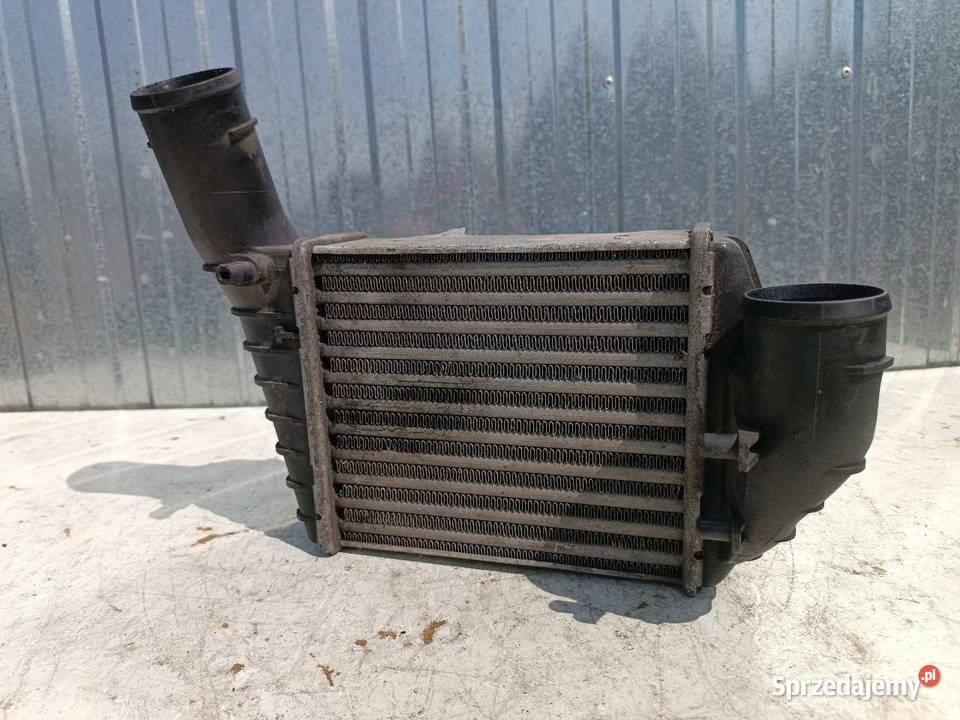 CHŁODNICA INTERCOOLER PRAWA AUDI A4 B5 25 TDI wielkopolskie