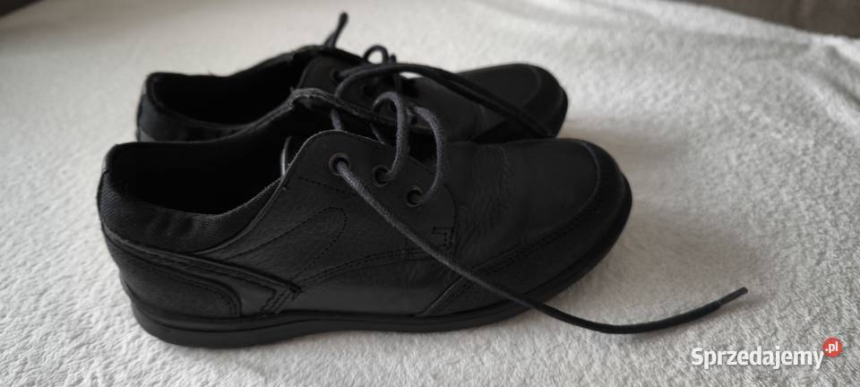 Sprzedam buty Next chłopięce czarne rozmiar 335 Konin