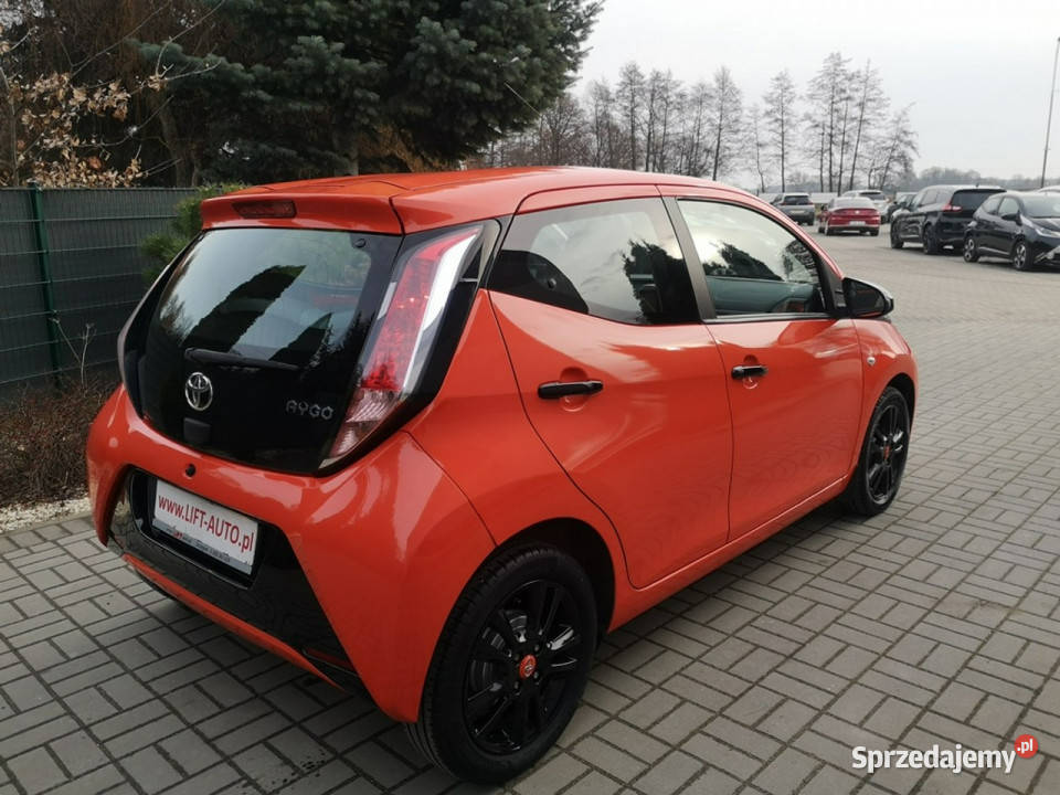 Toyota Aygo 10 VVTi 70 Klima Kamera Tempomat Strzegom