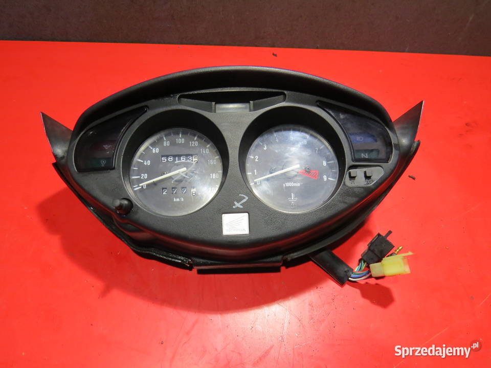 HONDA DEAUVILLE NTV 650 RC47 01 licznik liczniki sprzedam