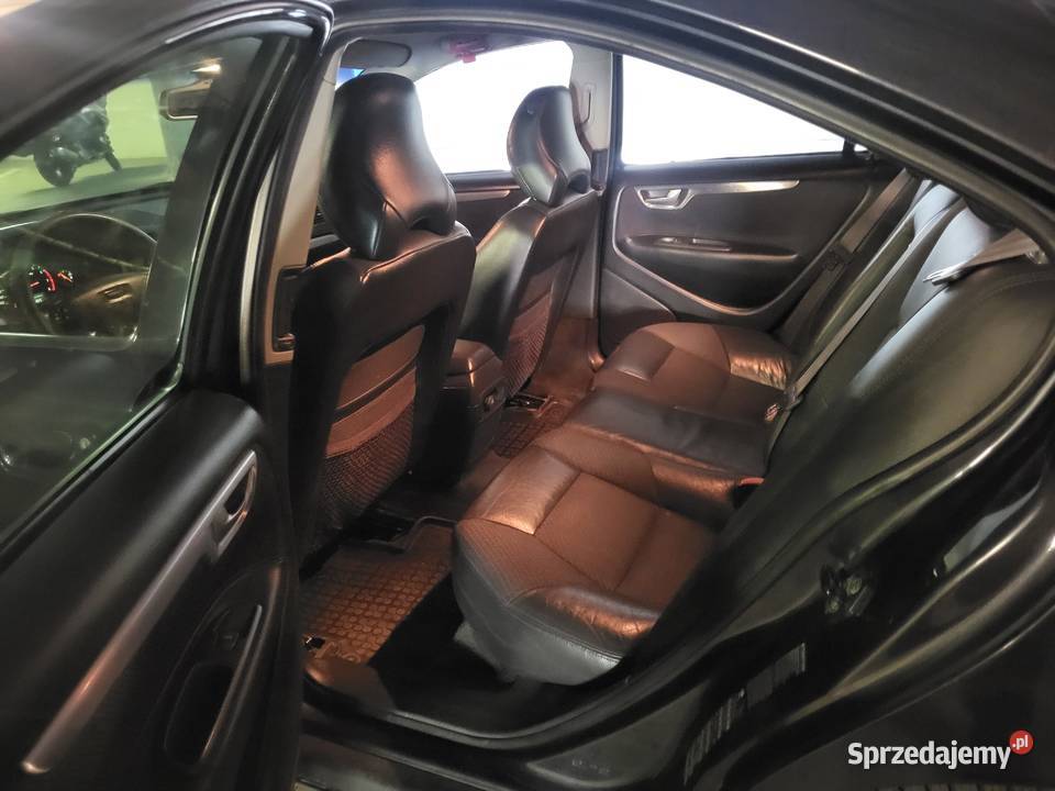 Sprzedam volvo s60 24 z LPG lubelskie Lublin sprzedam