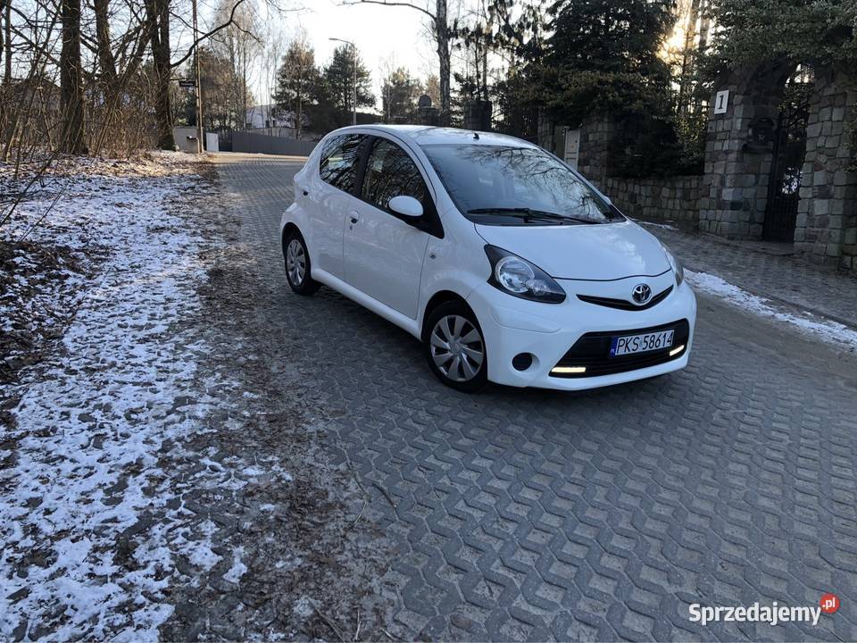 Toyota Aygo 10 Nawigacjaklima Poznań
