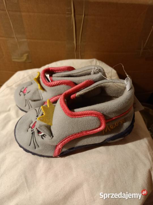Kapcie dziecięce rozmiar 25 dolnośląskie Wrocław
