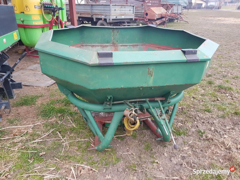 Rozsiewacz nawozu amazone E 1002 Złotniki