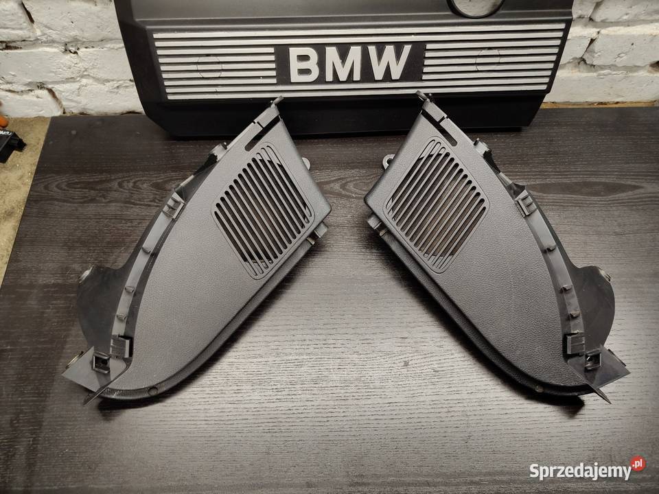 Bmw e36 compakt mocowanie półki bagażnika prawe sprzedam