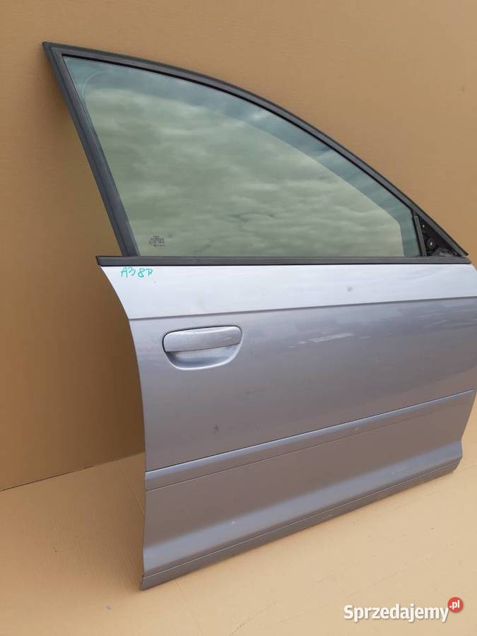 AUDI A3 8P DRZWI PRAWY PRZÓD SZYBA MECHANIZM Trzciel