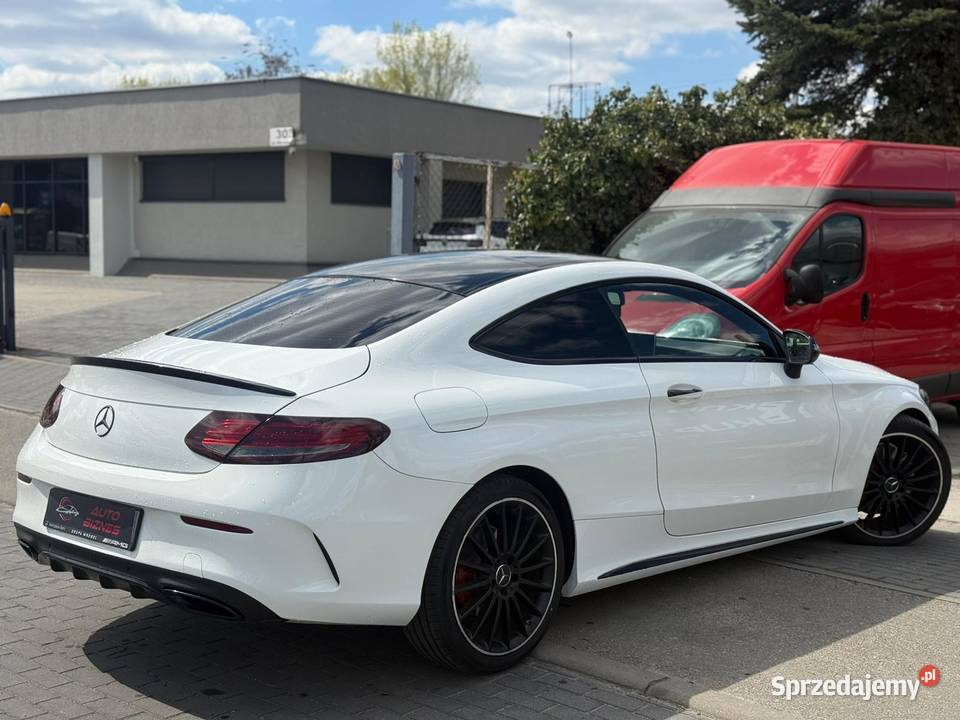 MERCEDESBENZ C300 COUPE AMG 2017 20 BENZYNA