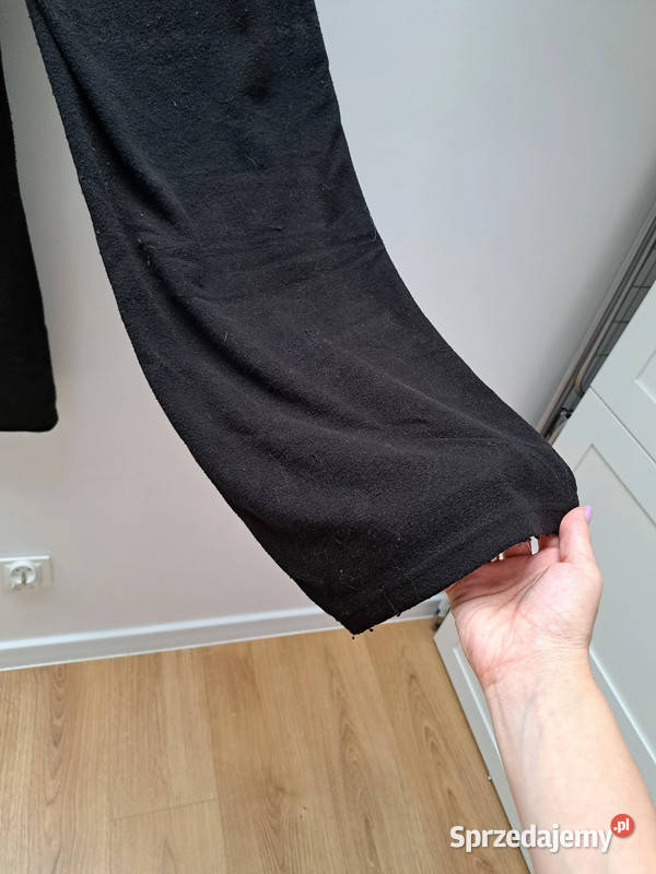 Czarne materiałowe spodnie z prostą nogawką SM pomorskie Trąbki Wielkie sprzedam