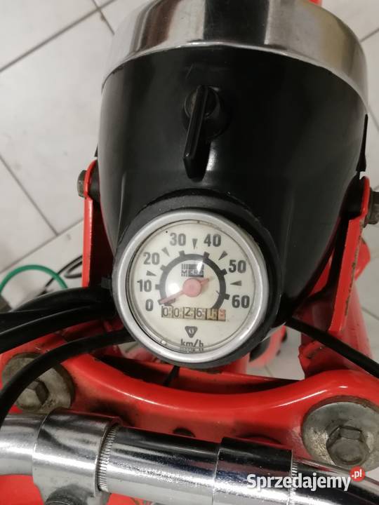 Romet Komar fabryczny lakier 50cm3 sprzedam