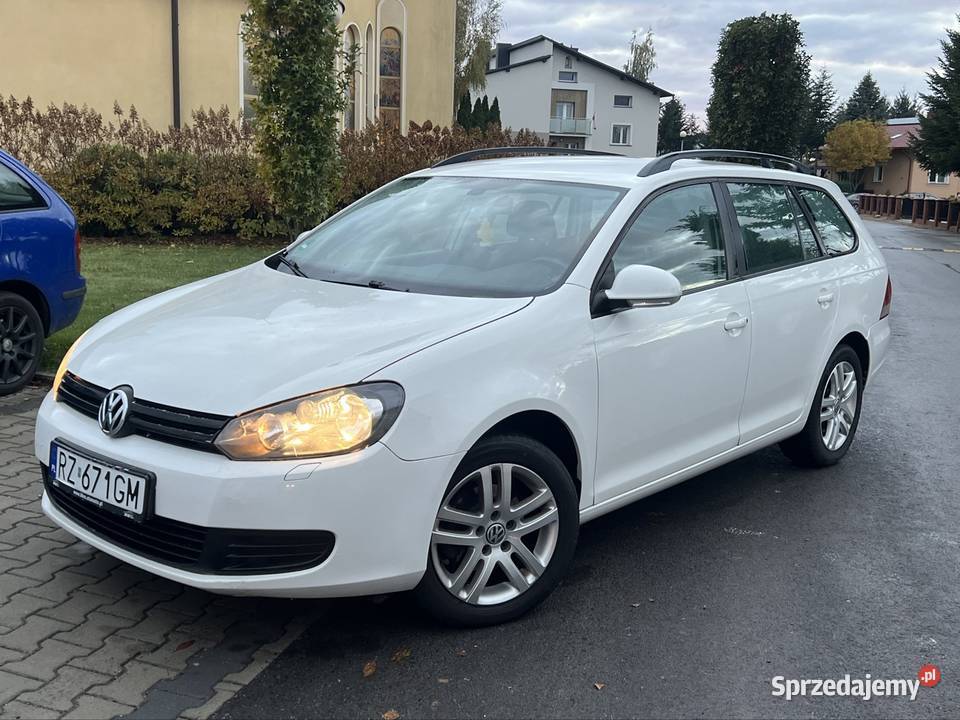 VOLKSWAGEN Golf 6 105 Benzyna 143 Super STAN Rzeszów
