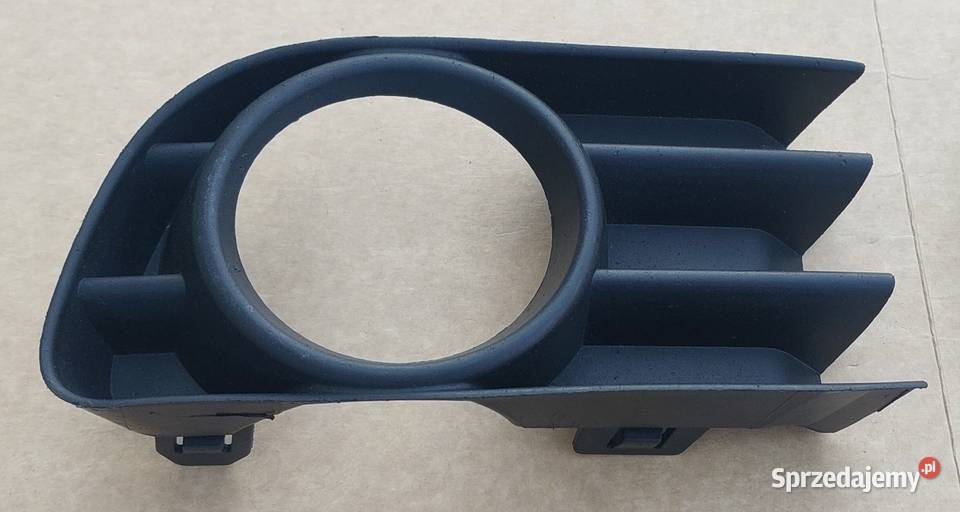 KRATKA HALOGENU LEWA PRAWA MEGANE II 8200115117