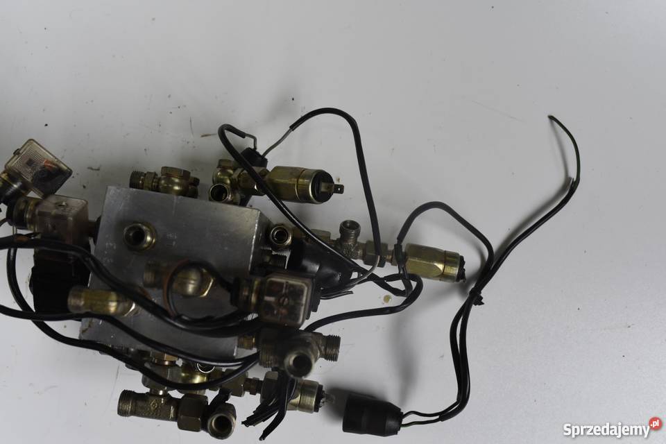 Kostka Cewki zawór rozdzielacz hydrauliczny świętokrzyskie