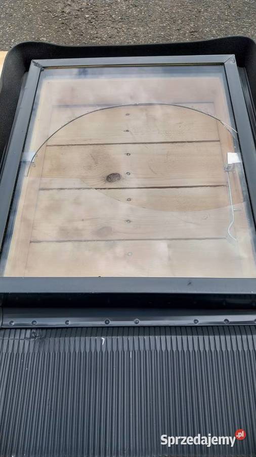 Wyłaz dachowy VELUX VLT 025 1000 45x55 sprzedam