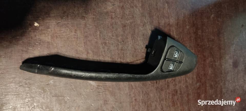 Golf 3 osłona z przełącznikiem szyb lewa 2634 Stalowa Wola sprzedam