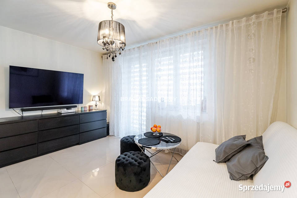 Mieszkanie 4848m2 3 pokoje Kraków Gen Leopolda małopolskie