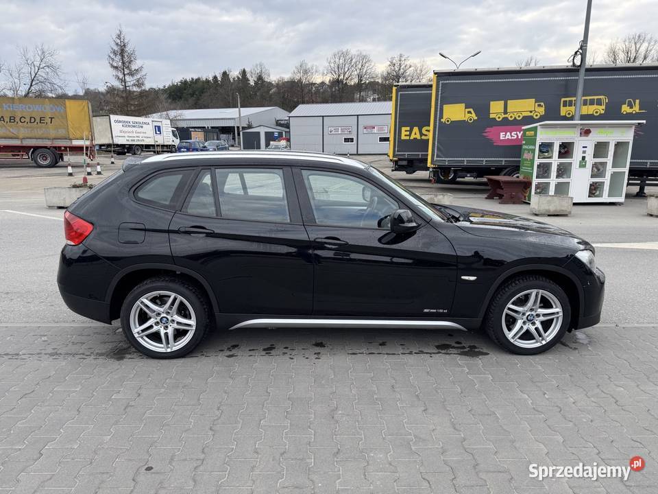 Zadbane BMW X1 sdrive 118d 2011r