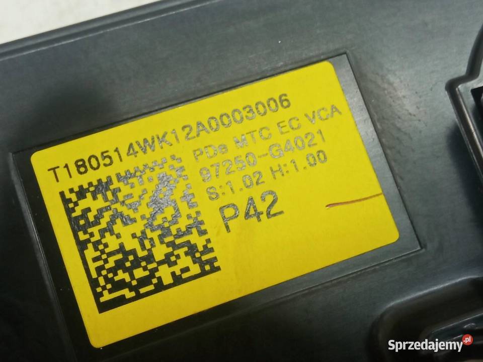 PANEL NAWIEWU 97250G4021 Hyundai i30 III 2016 osobowe Panele sterowania, przełączniki