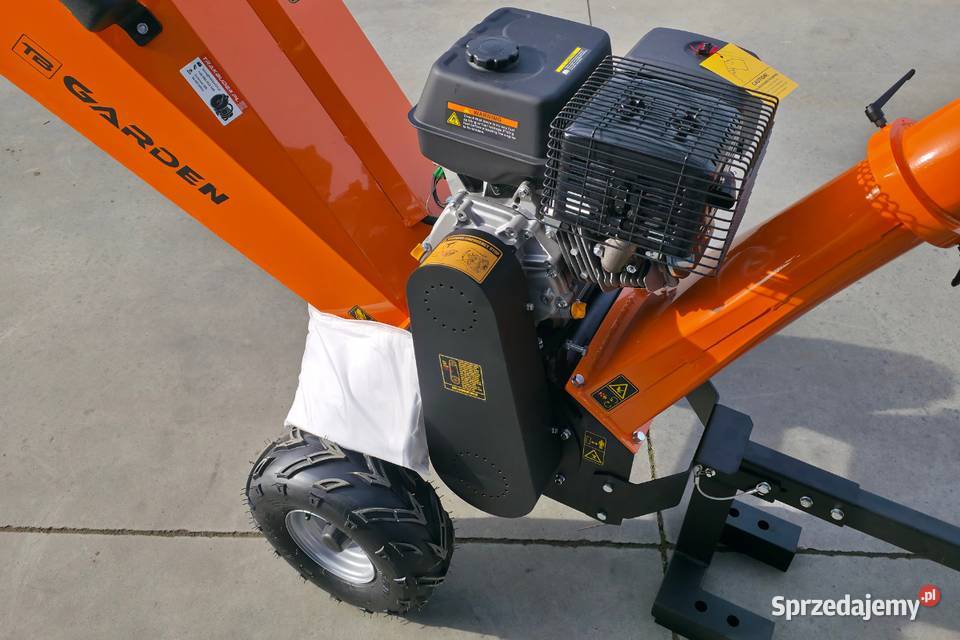 ROZDRABNIACZ DO GAŁĘZI 12 RĘBAK SPALINOWY TB Dunkowa