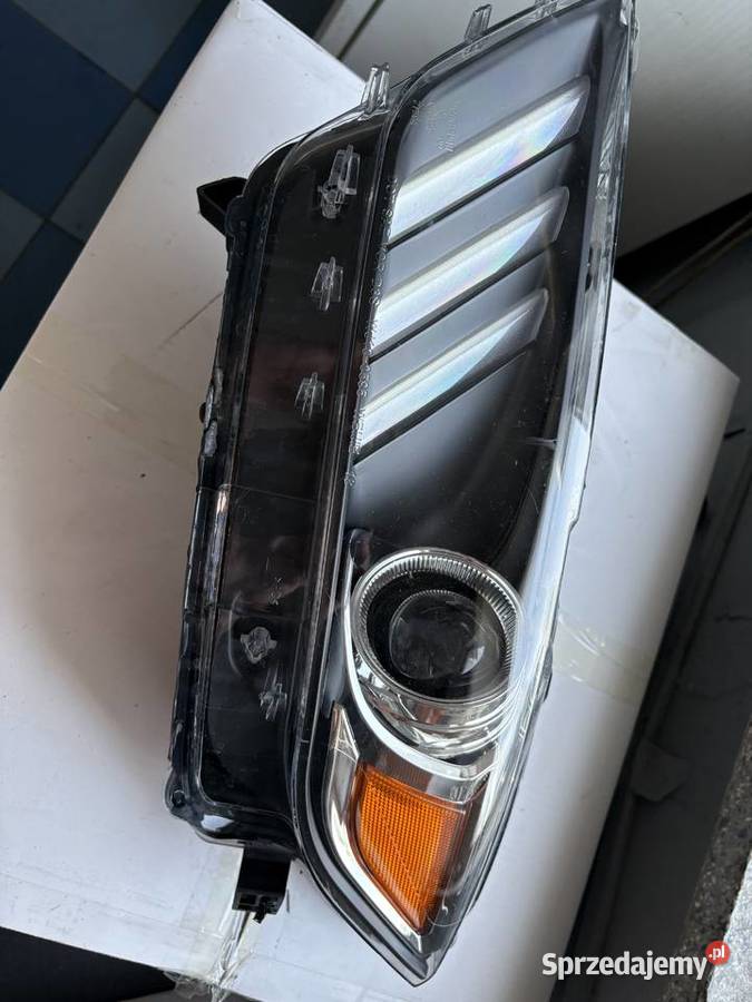 Ford Mustang Lampy przód VI generacji automatyczna Brwinów