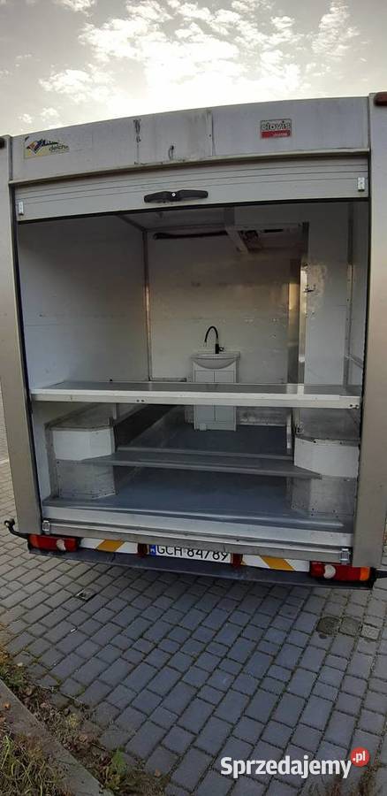 Sklep chłodnia food truck Do Handlu Ryb Mięsa