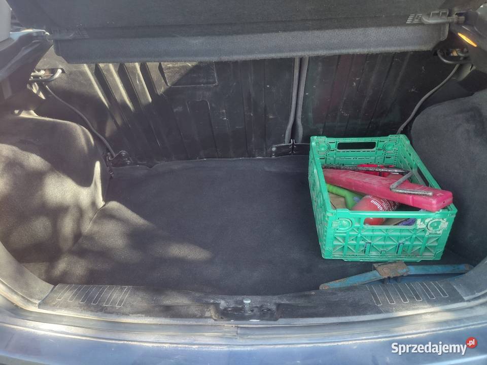Ford Fiesta 14 niebieski Dąbrówka Kujawska