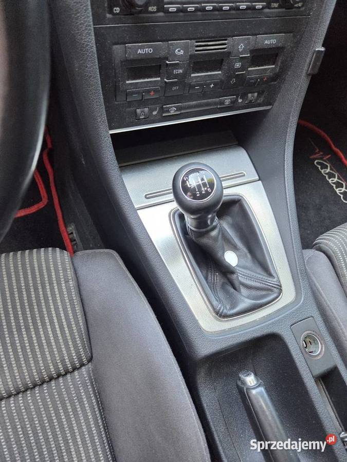 Audi a4b7 kombi Sline wewnętrzny Zarejestrowany w Polsce Zaborowice