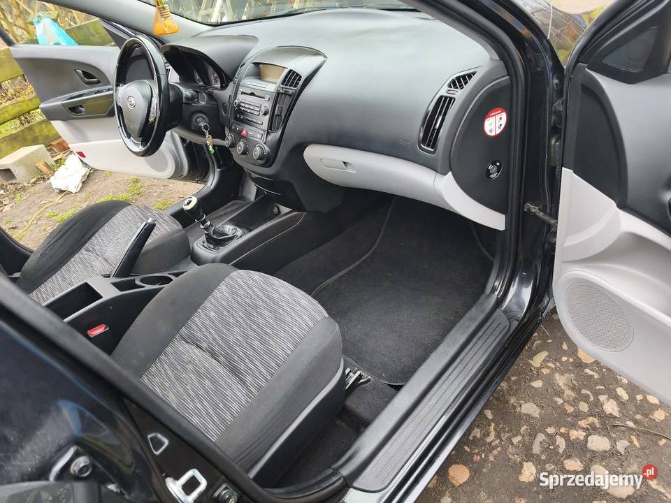 Sprzedam Kia Ceed z 2009 roku nieuszkodzony Muchnów