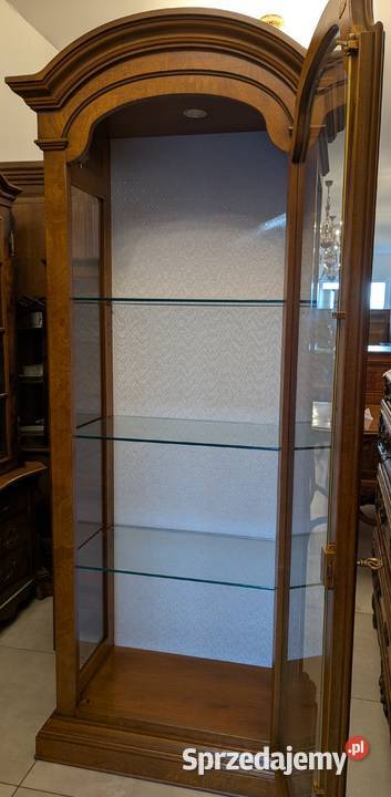 Włoska witrynaserwantka orzechsklep Dąbrowa Meble sprzedam