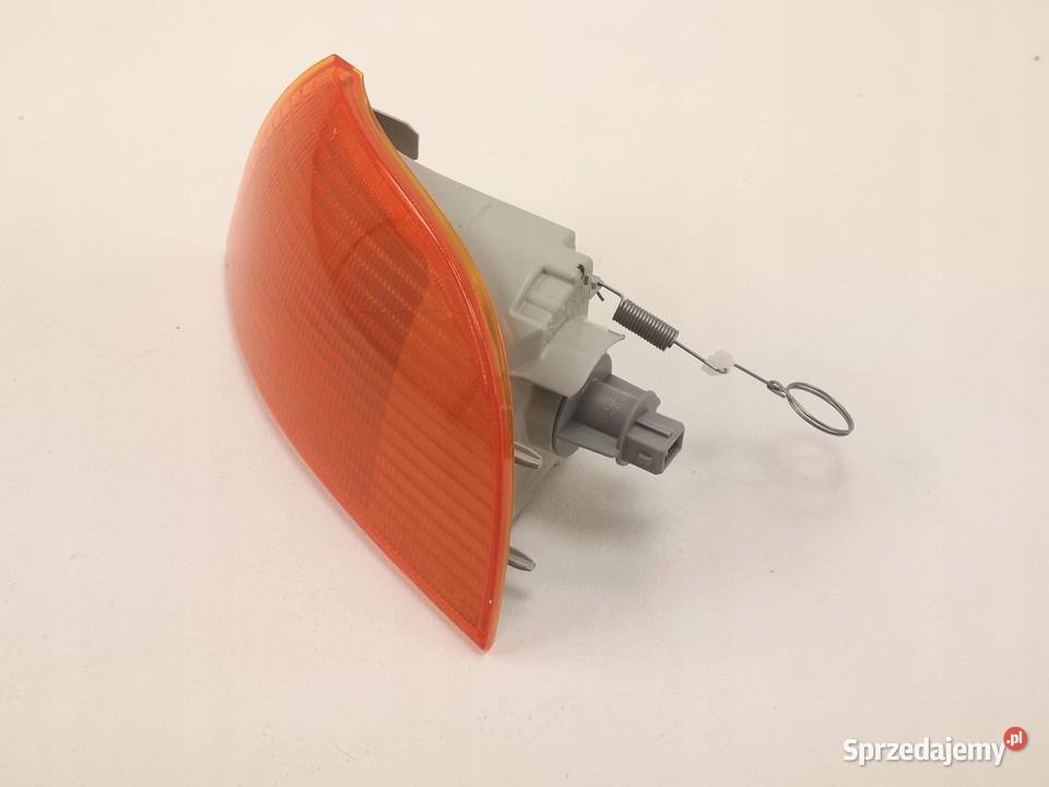 KIERUNKOWSKAZ PRAWY PRZÓD FIAT PUNTO 19932000