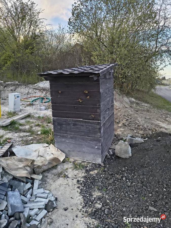 Toaleta WC wychodek budowa