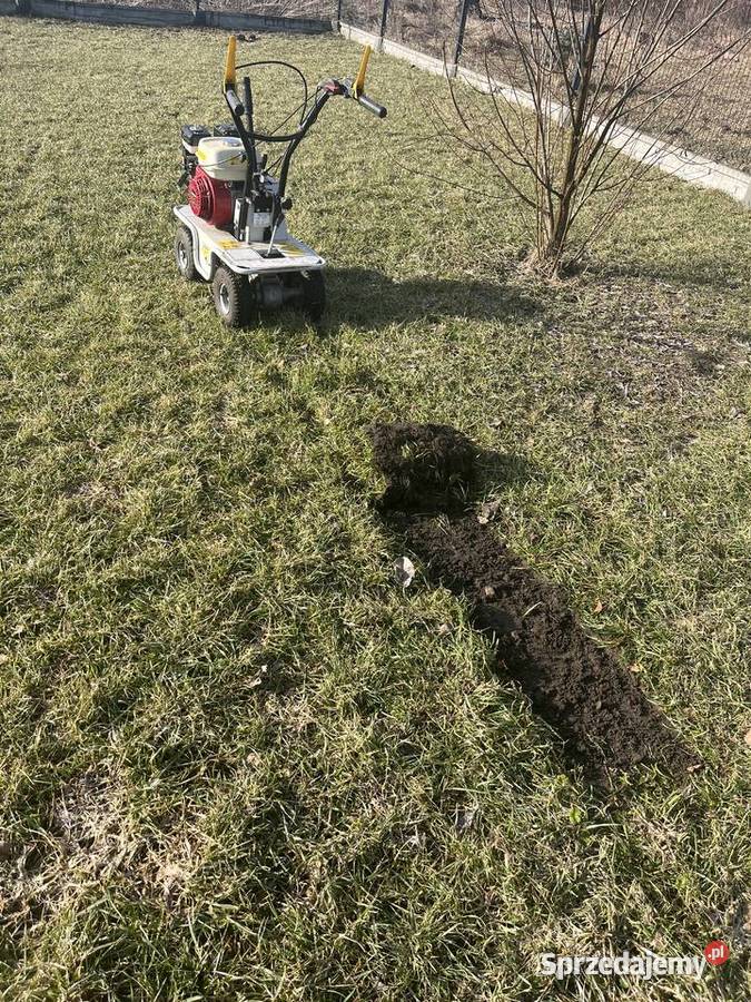 Wynajem wycinarki do darni KommTek Honda GX200 Pielęgnacja ogrodów i trawników Trzcinka