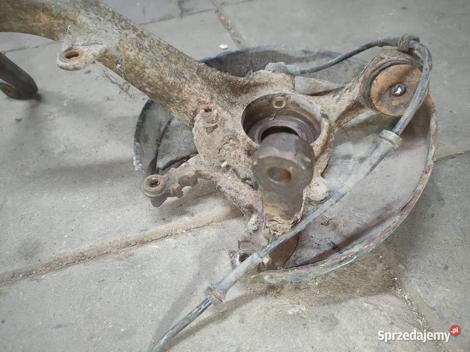 Zwrotnica zwrotnice tył tylne lewa prawa Audi a4 Zwrotnice