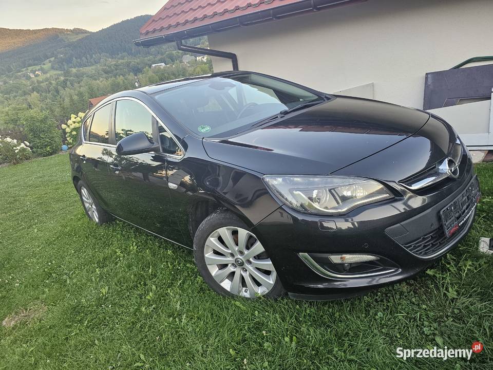 Opel astra 2015r reflektory ksenonowe