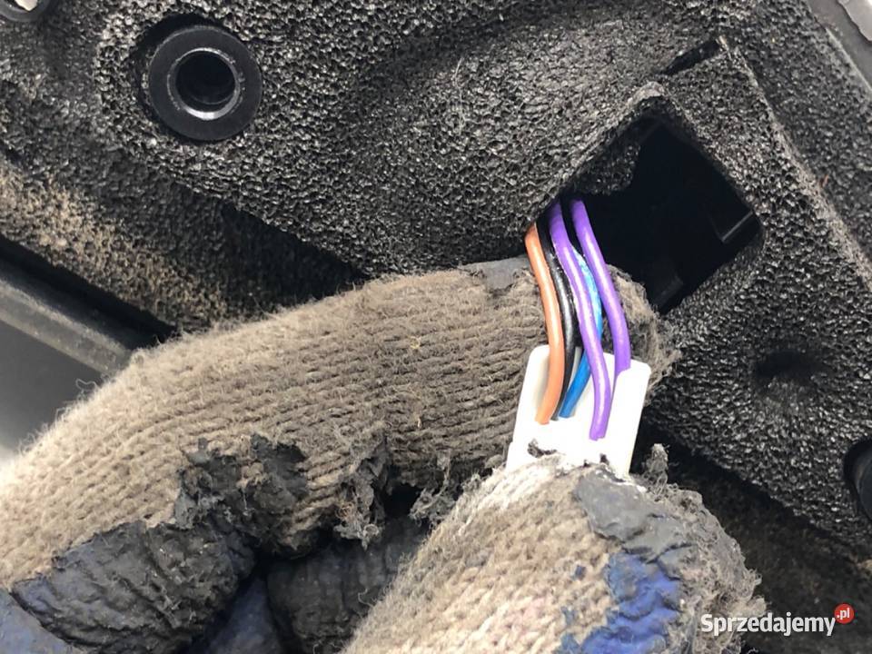 LUSTERKO PRAWY MAZDA 5 II Minivan 0510 28B