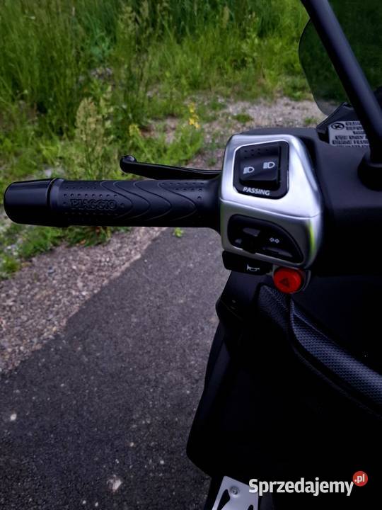 7 Salon STAN FABRYCZNY Serwis ASO ORYGINAŁ kupiony w polskim salonie Piaggio świętokrzyskie