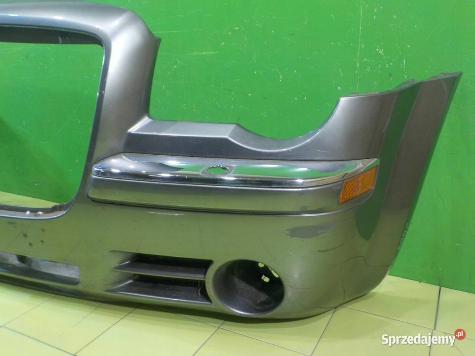 CHRYSLER 300C 30 CRD 06r SEDAN 4D zderzak przod sprzedam