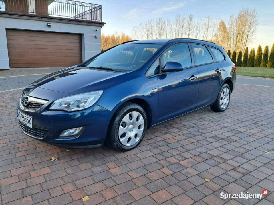Opel Astra J 20092019 Rok produkcji 2011 Lipówki