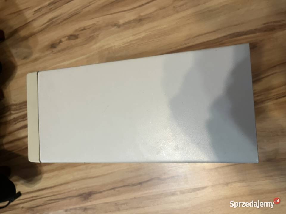 Zabytkowy komputer PC AT Pentium 100MHz