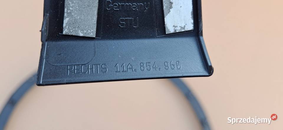 VW ID4 ID4 LISTWA NAKŁADKA BŁOTNIKA PRAWY PRZÓD Bieleń