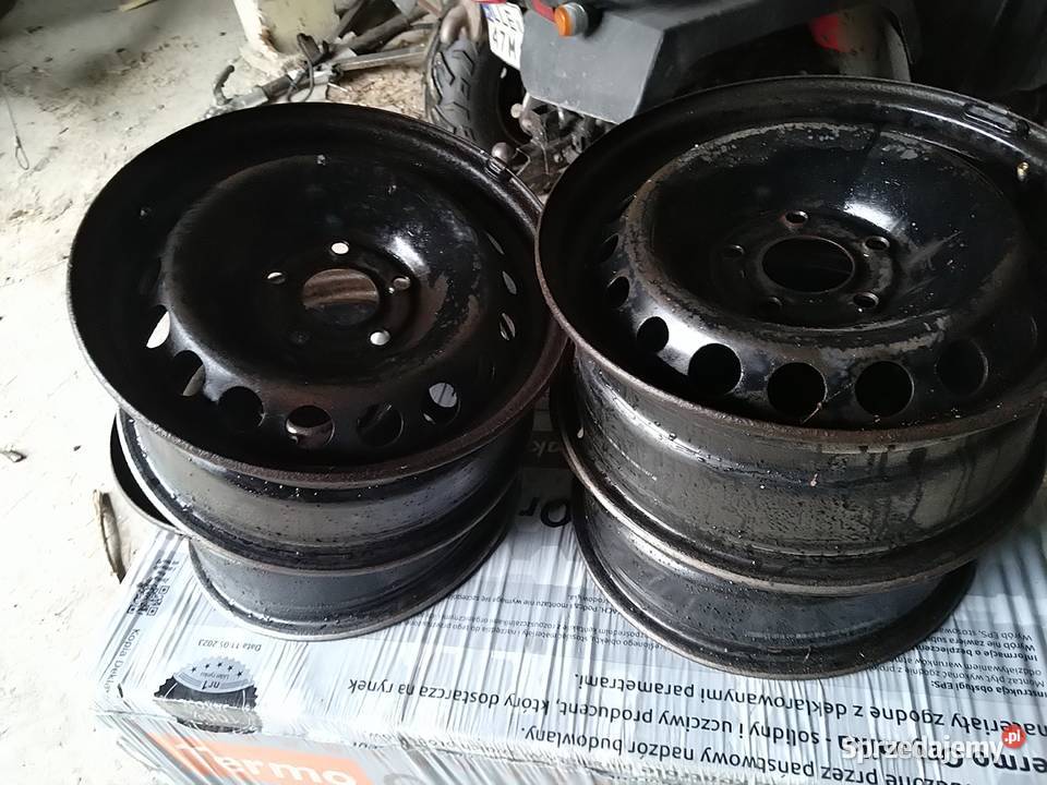 Felgi stalowe R15 5x114 renault Megane Jaszczów