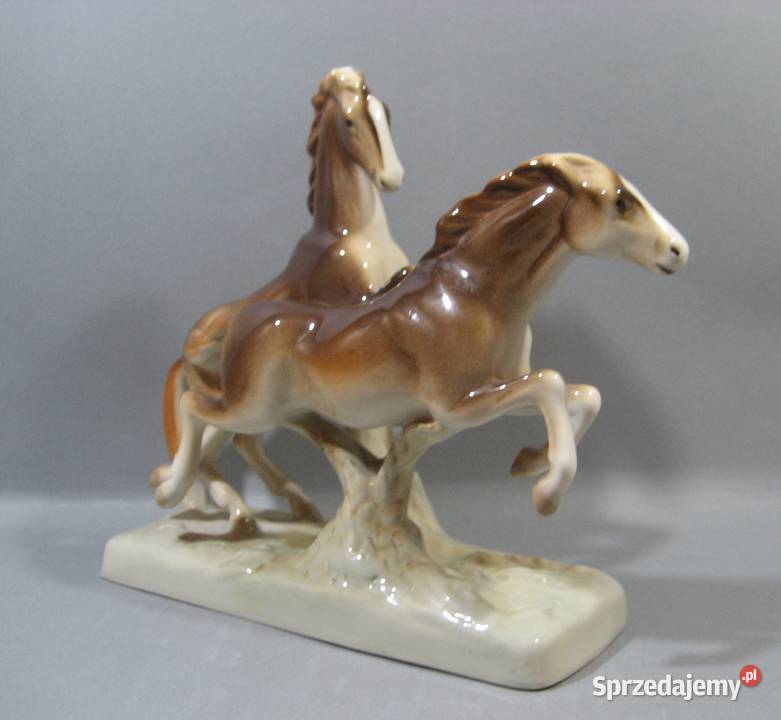 Figurka Porcelanowa Royal Dux 1971 r wy 15 Warszawa