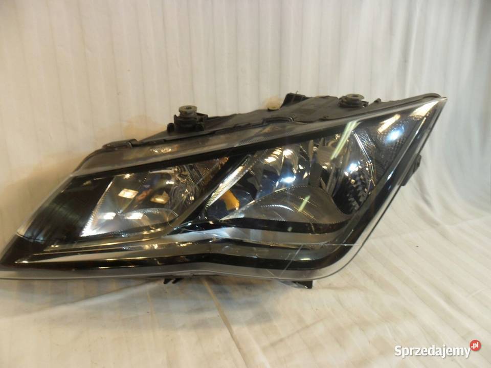 Lampa Przednia Lewa Seat Leon 5F Nowy Tomyśl